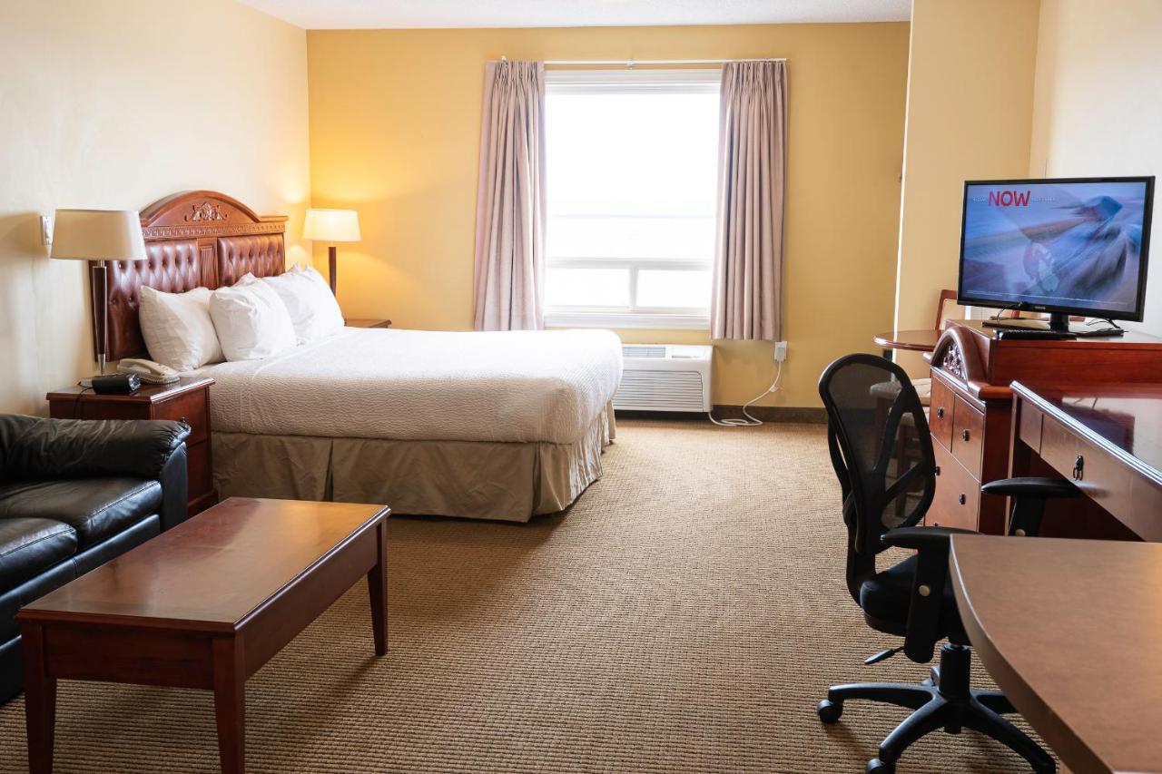 Days Inn By Wyndham Bonnyville Eksteriør billede