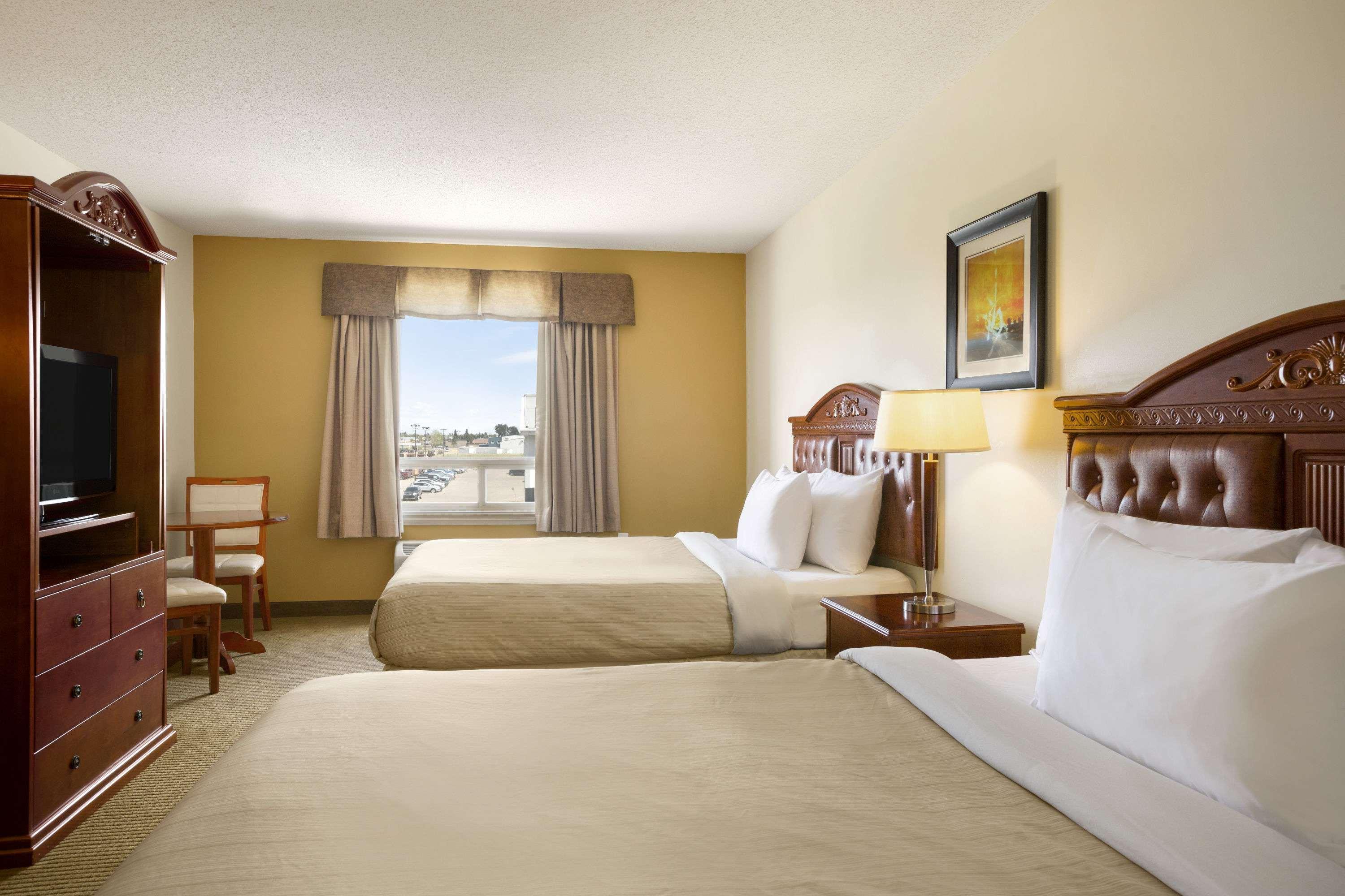 Days Inn By Wyndham Bonnyville Eksteriør billede